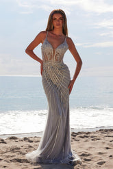 Nox Anabel R1715 prom gown in silver