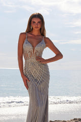 Nox Anabel R1715 prom gown in silver
