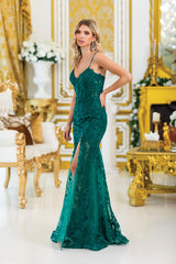 Dancing Queen 4501 Fitted Lace Prom Gown