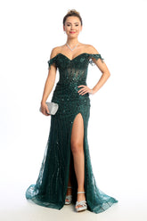 Chicas C331 Lace And Sequined Prom Gown With Brush Train