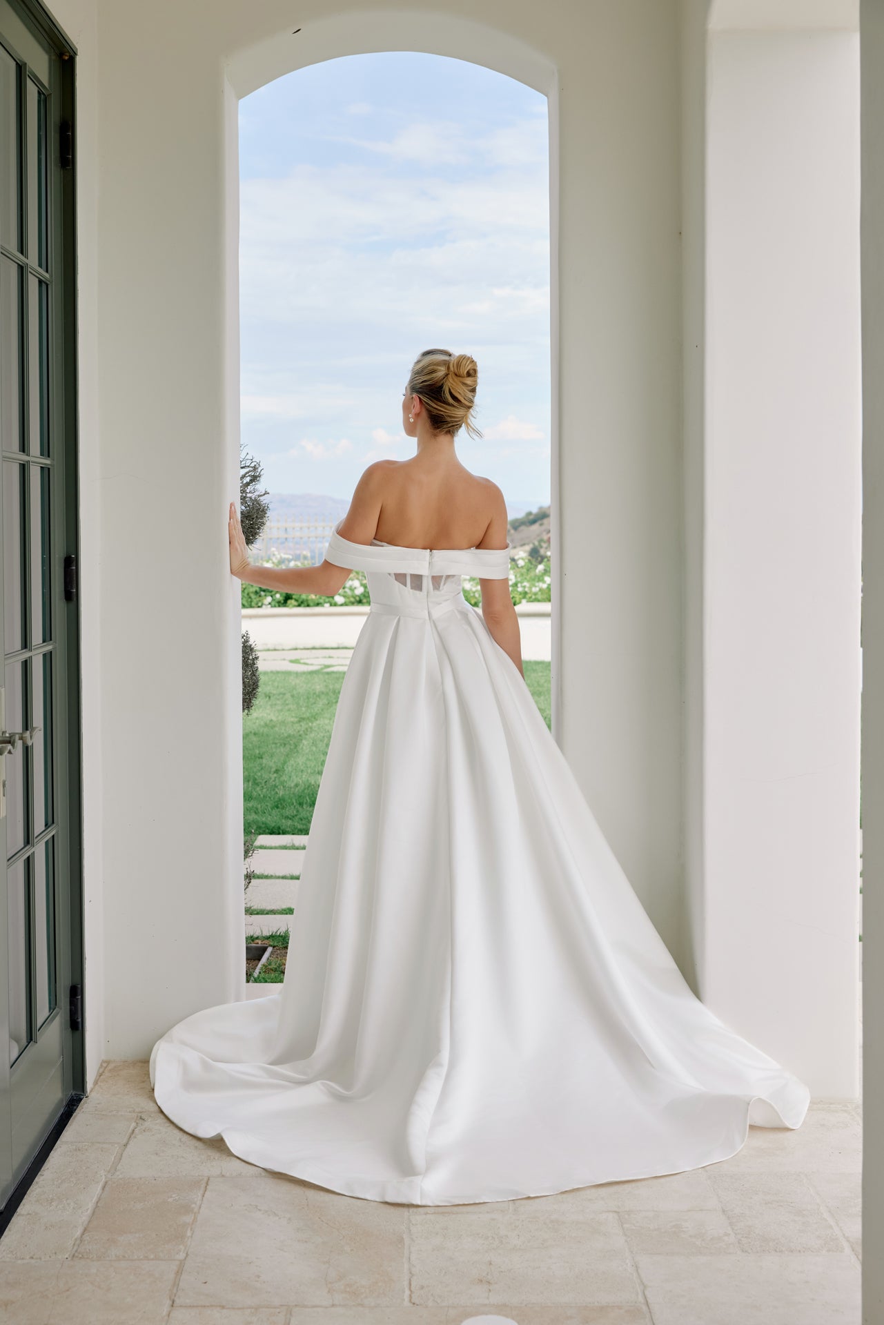 Nox Anabel JE-1016 Minimalist Satin Off-Shoulder A-line Bridal Gown
