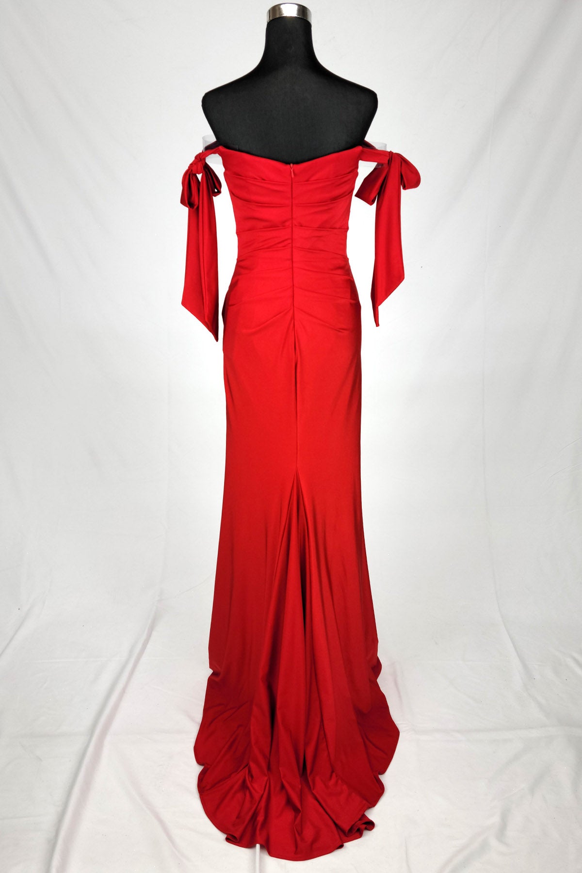Chicas DM-8010 Bridesmaid or Evening Gown Off-The-Shoulder With Train