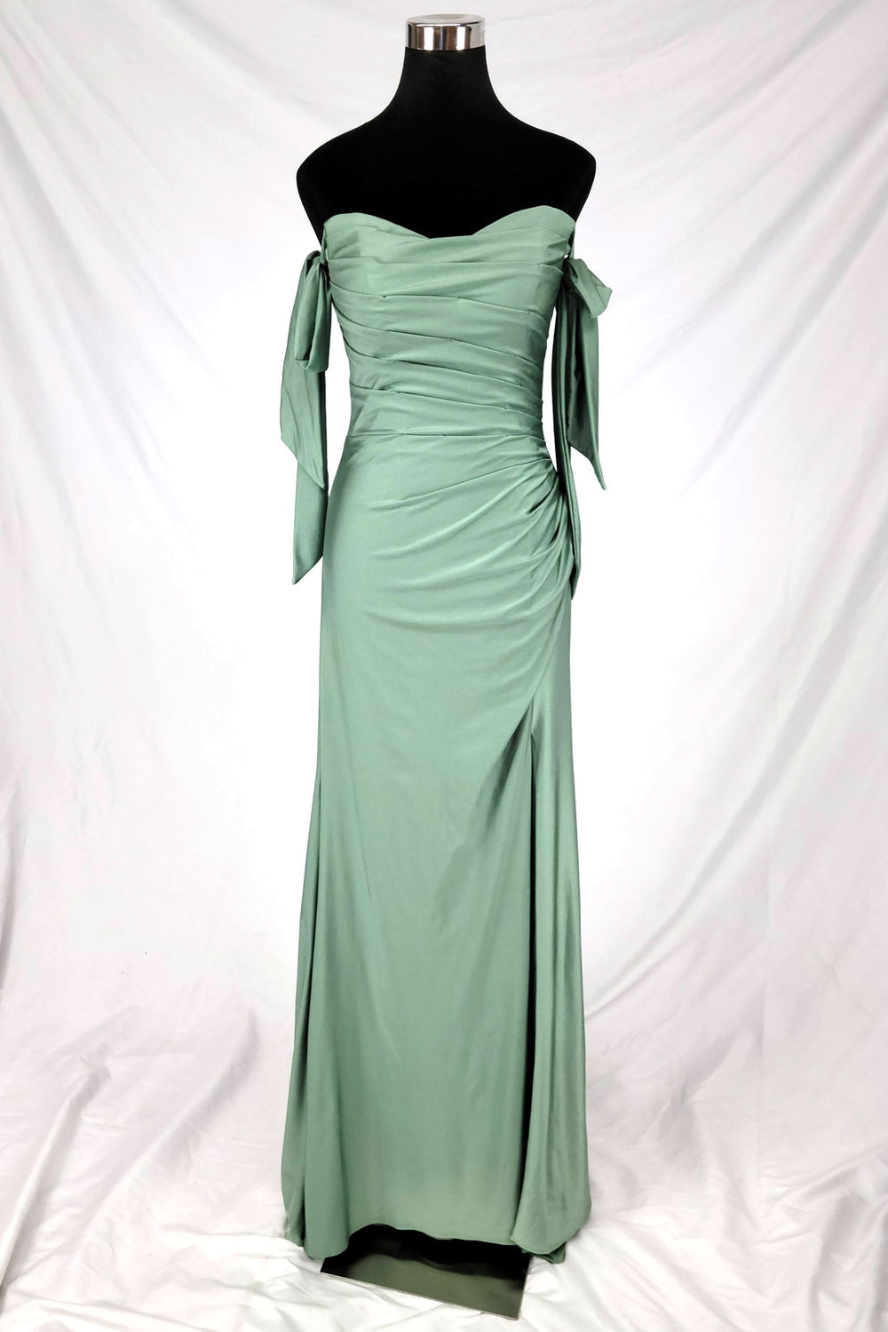 Chicas DM-8010 Bridesmaid or Evening Gown Off-The-Shoulder With Train